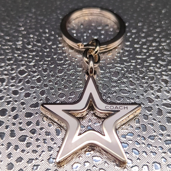Coach Star Keychains in White Enamel NWOT - Picture 3 of 3